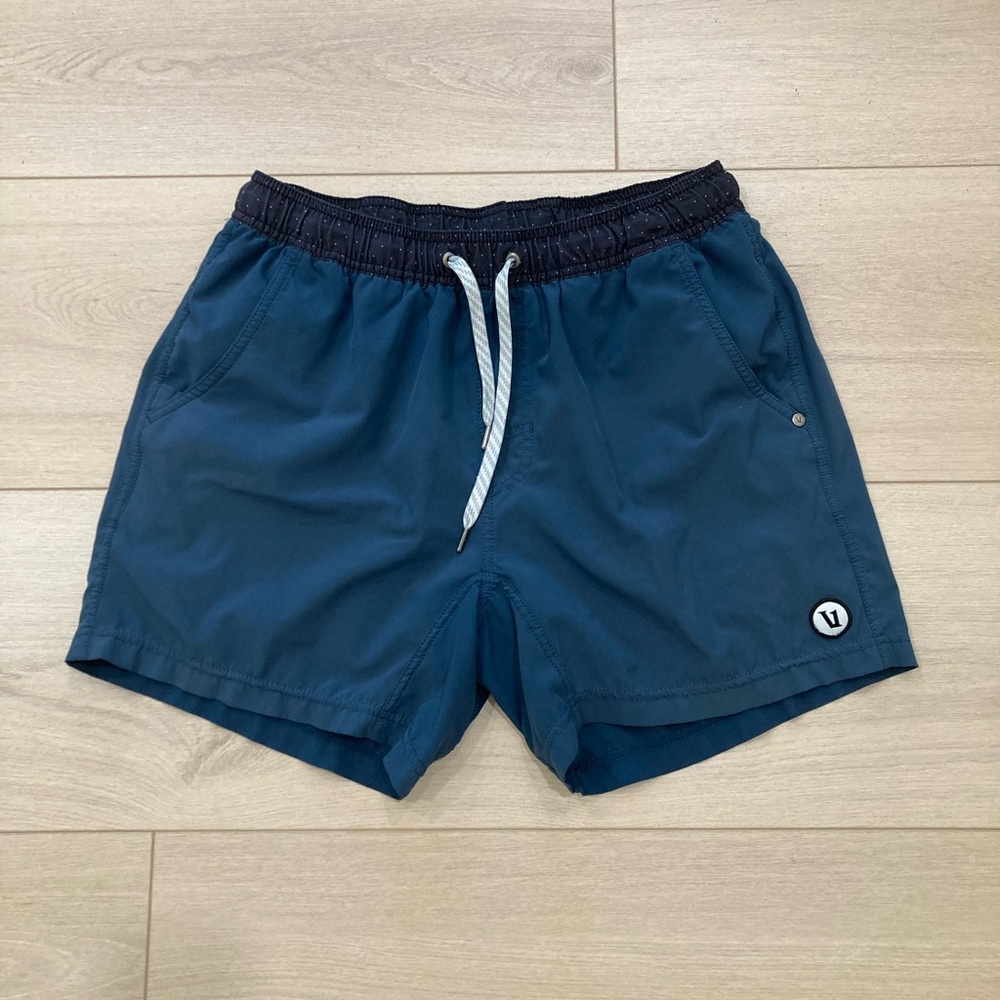 Vuori Men's Athletic Shorts - Navy and Black